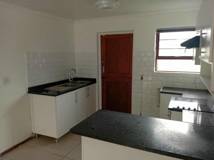 To Let 3 Bedroom Property for Rent in Gonubie Eastern Cape
